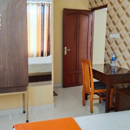 Hotel Falcon Thiruvananthapuram Eksteriør bilde