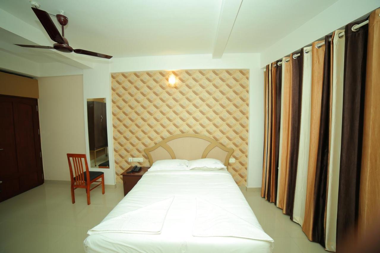 Hotel Falcon Thiruvananthapuram Eksteriør bilde