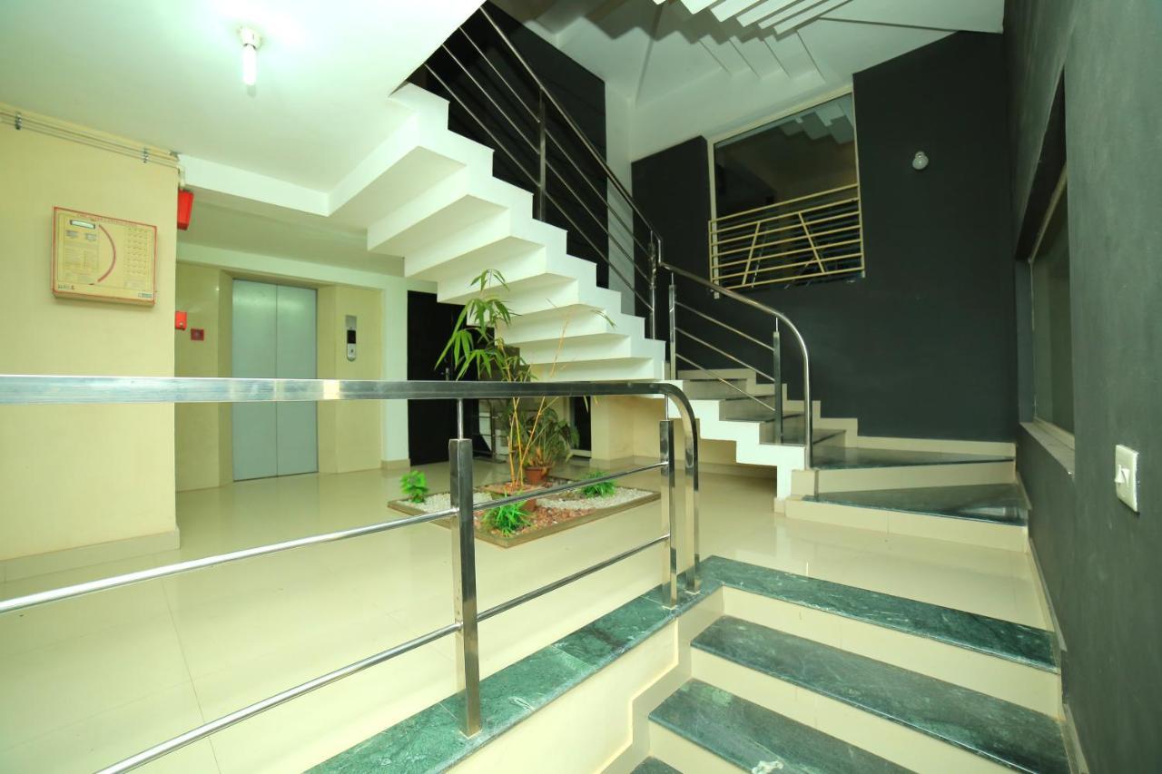 Hotel Falcon Thiruvananthapuram Eksteriør bilde