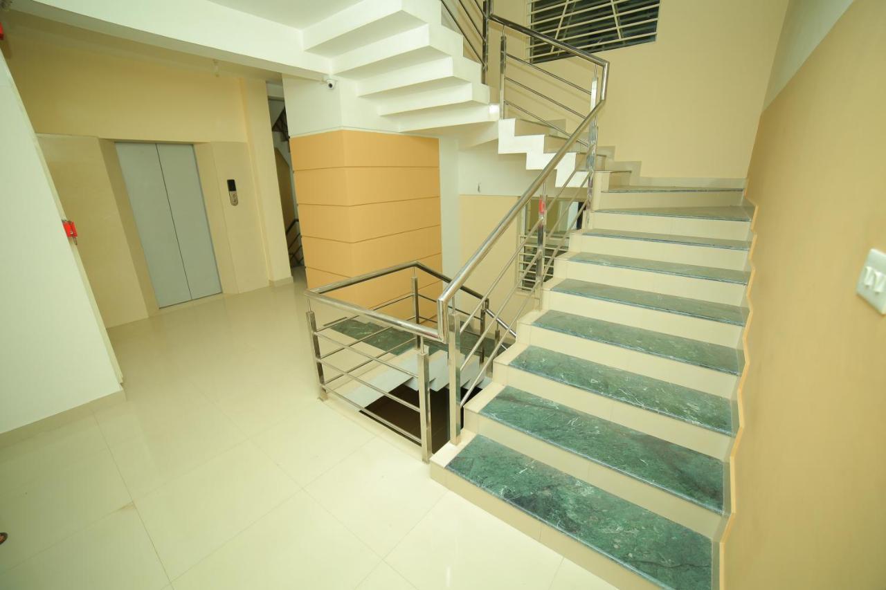 Hotel Falcon Thiruvananthapuram Eksteriør bilde