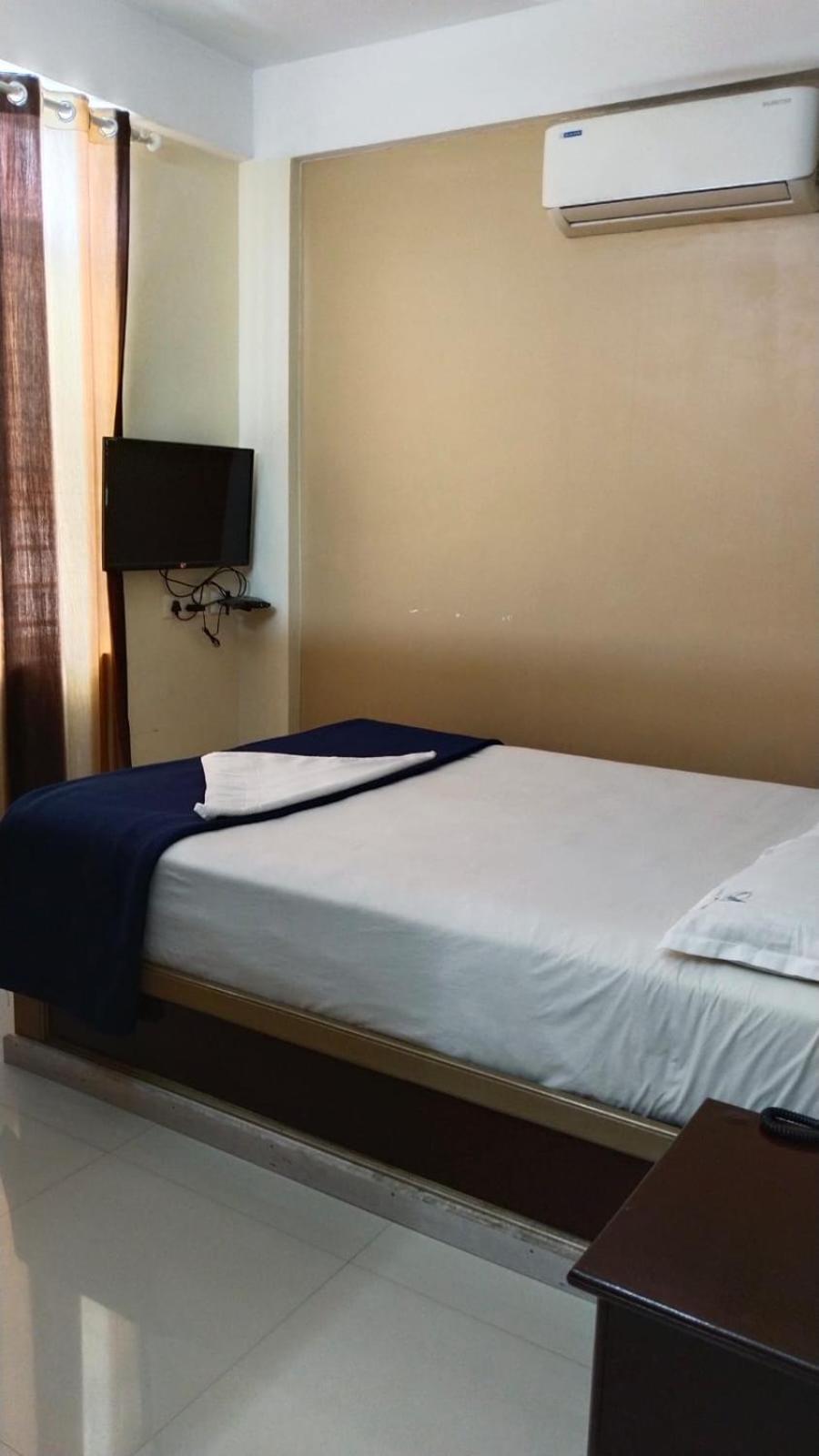 Hotel Falcon Thiruvananthapuram Eksteriør bilde